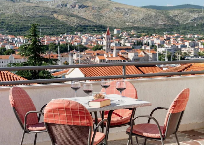 Apartments Kudelik