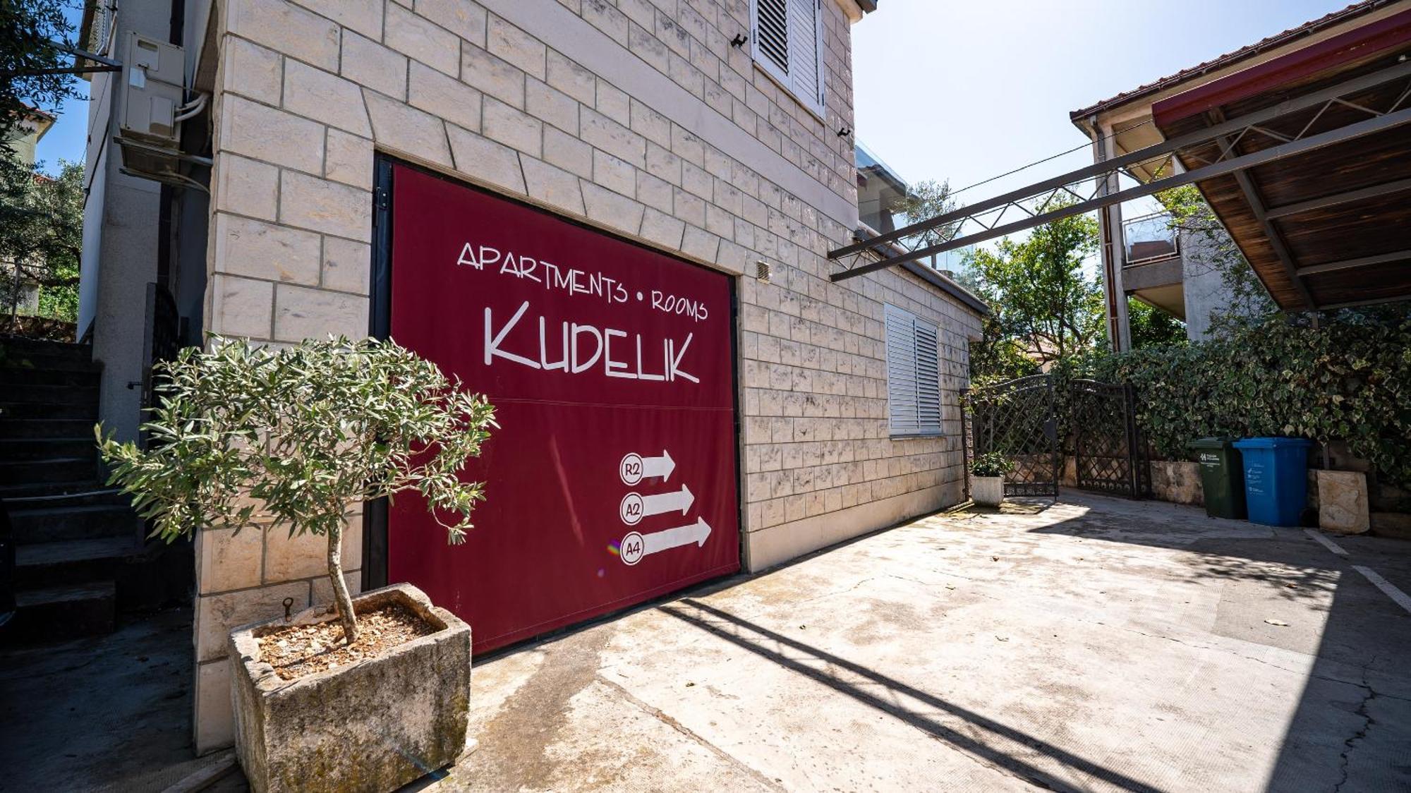 Kudelik Apartment Trogir